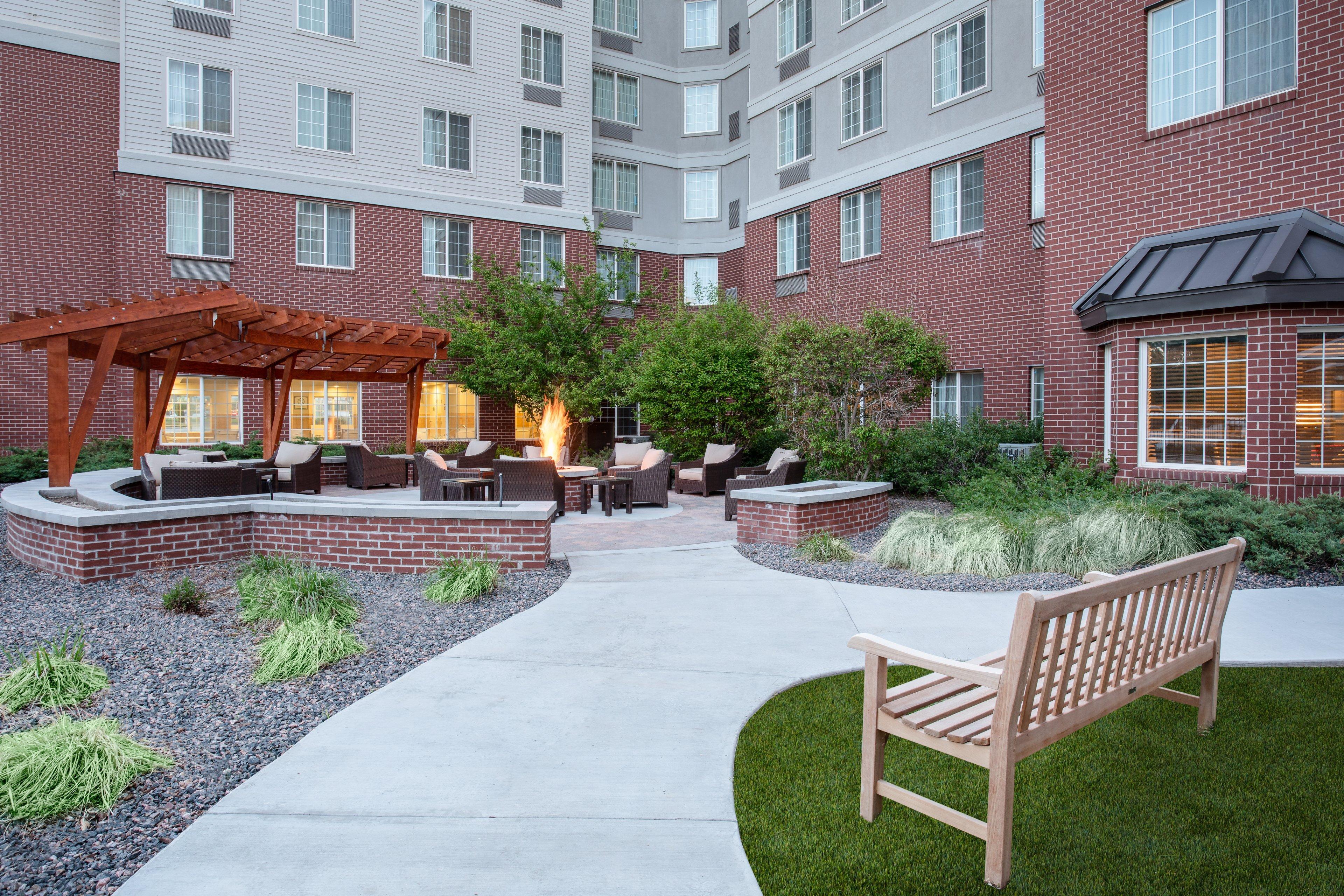 Staybridge Suites Denver International Airport, An Ihg Hotel Екстер'єр фото