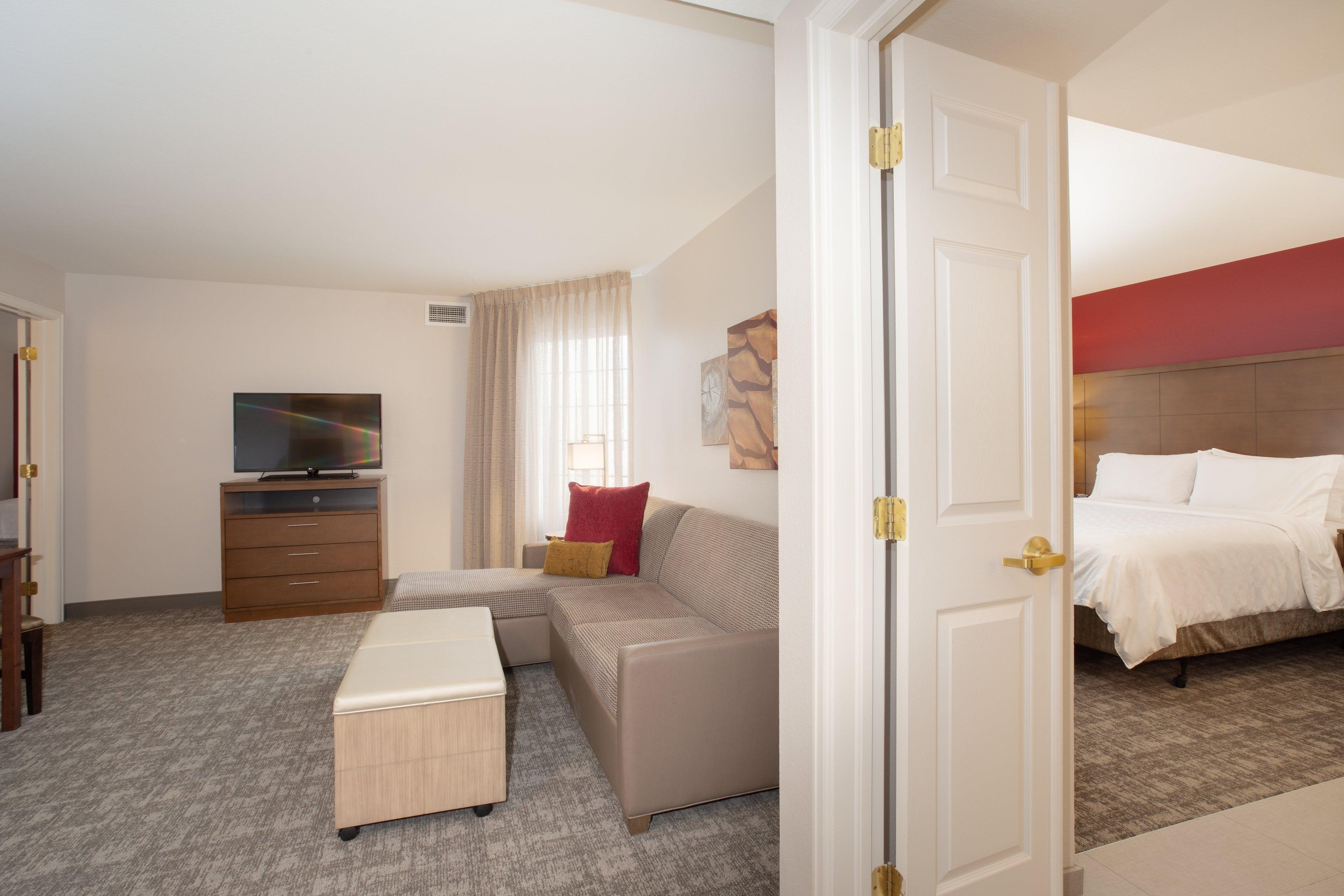 Staybridge Suites Denver International Airport, An Ihg Hotel Екстер'єр фото